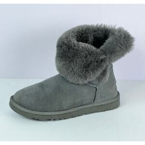 UGG Bailey Button II Boots Womens Sz 6 Grey Suede Sheepskin S/N 5803